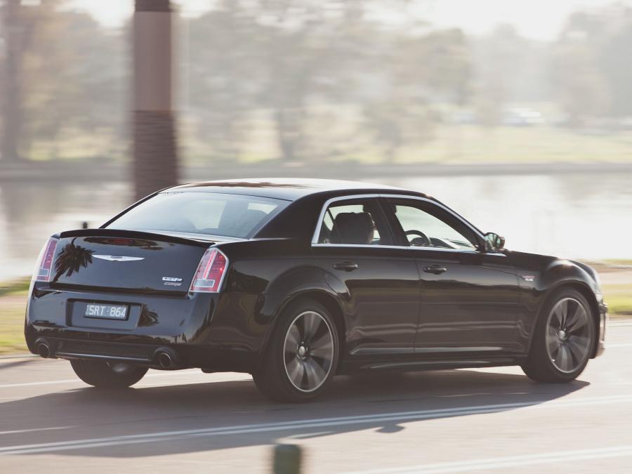  Chrysler 300C SRT8 Core 2013 года  (AU) (фото 3 из 16)